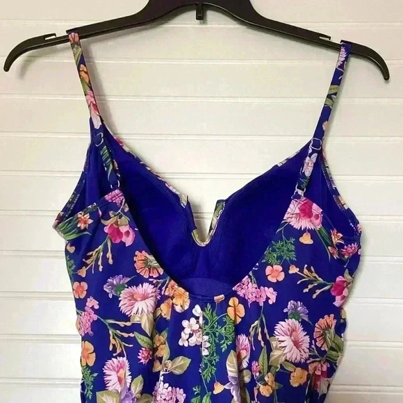 NWOT Time and Tru Floral Women's  V Wire One Piece Swimsuit, Size XL (16-18) - Picture 8 of 10